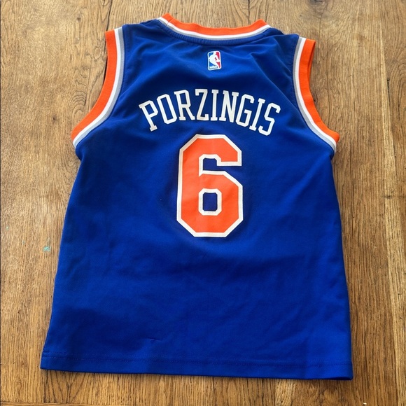 Adidas Blue New York Kids Basketball Jersey Porzingis number 6  size small - Picture 1 of 5